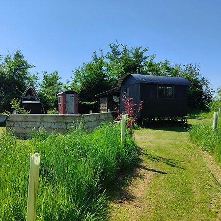 Stompy'S Hut Apartment Laxfield Exterior photo
